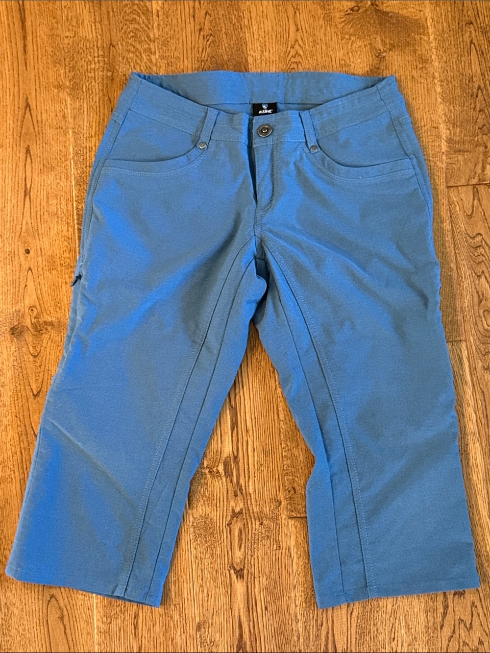 Kuhl knee shorts